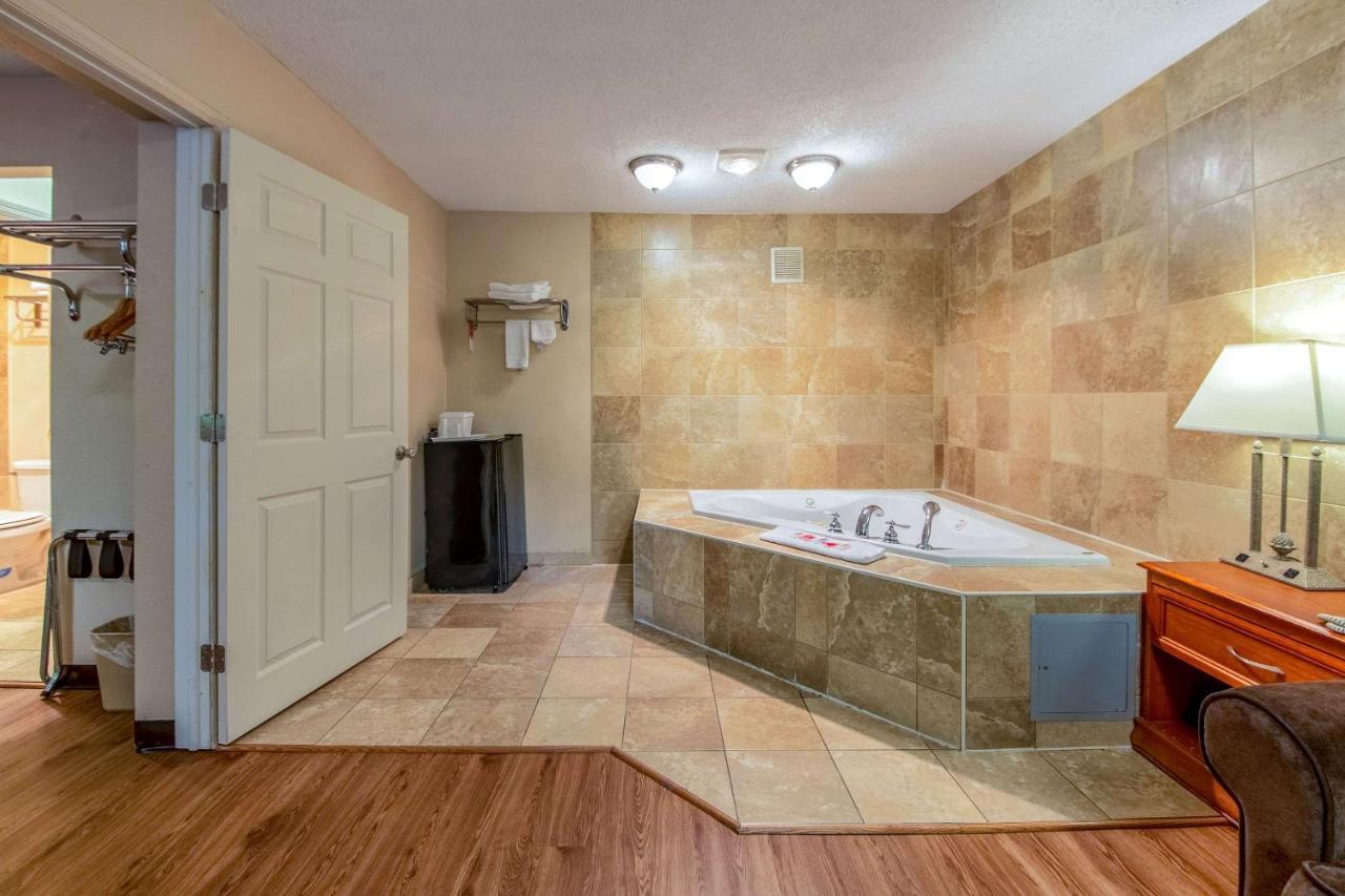 Econo Lodge Mount Laurel Zewnętrze zdjęcie
